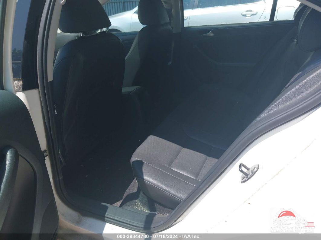 3VWDZ7AJ9BM390018 2011 VOLKSWAGEN JETTA photo no. 8