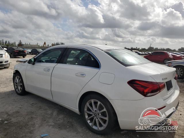 WDD3G4FB6KW027167 2019 MERCEDES-BENZ A-CLASS photo no. 2