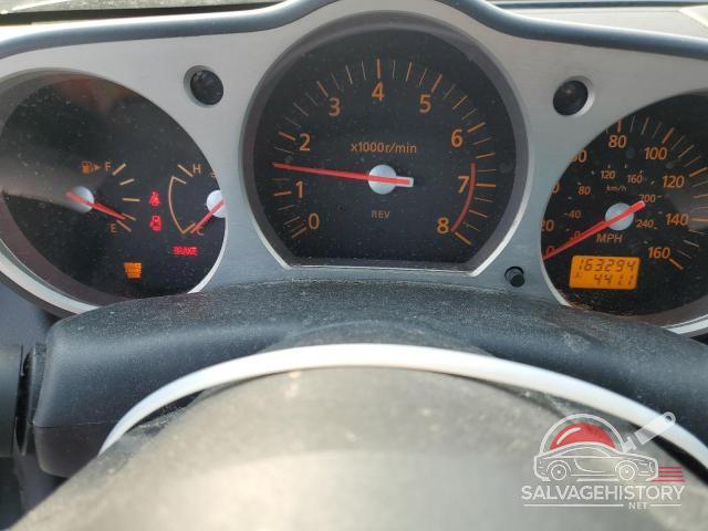 JN1AZ36A45M754257 2005 NISSAN 350Z photo no. 9