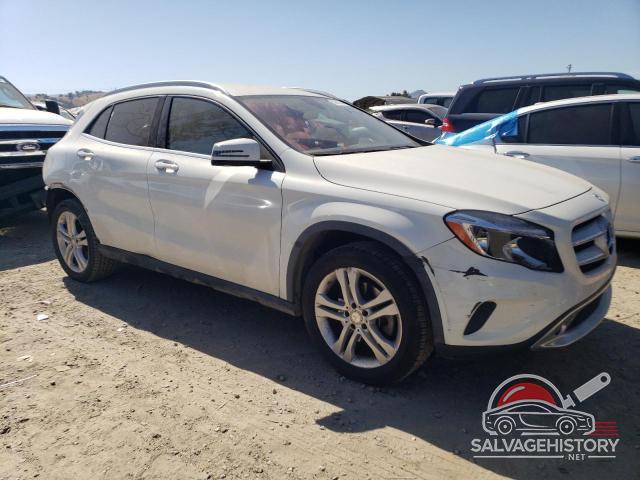 WDCTG4EB6GJ189049 2016 MERCEDES-BENZ GLA-CLASS photo no. 4