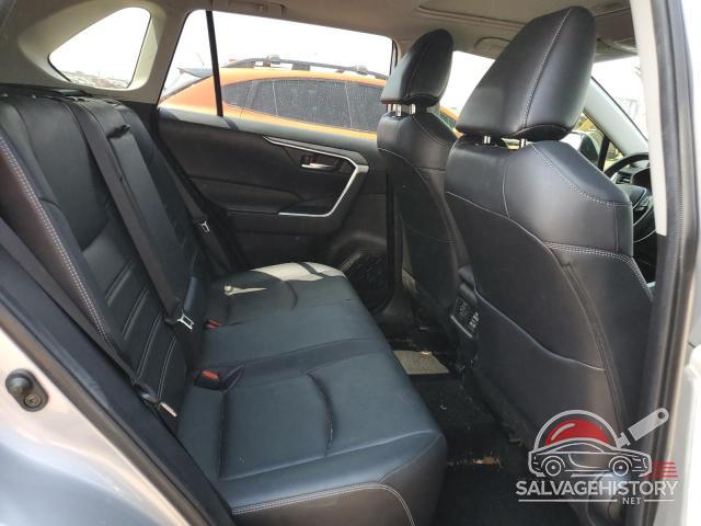 JTMC1RFV5KD040720 2019 TOYOTA RAV4 photo no. 10