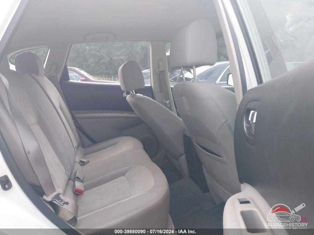 JN8AS5MT1FW151844 2015 NISSAN ROGUE SELECT photo no. 8