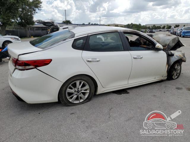 KNAGT4L36J5216374 2018 KIA OPTIMA photo no. 3