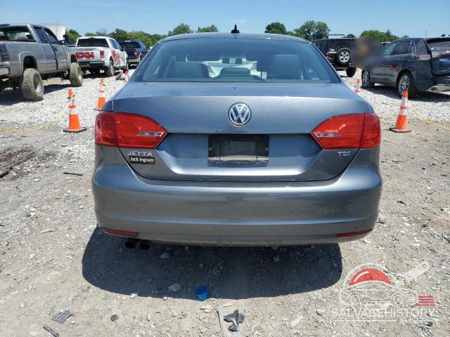 3VWLL7AJ5DM289882 2013 VOLKSWAGEN JETTA photo no. 6
