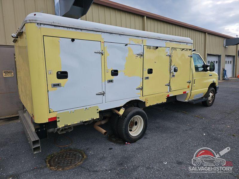 1FDXE4FS5HDC68610 2017 FORD E-450 CUTAWAY photo no. 5