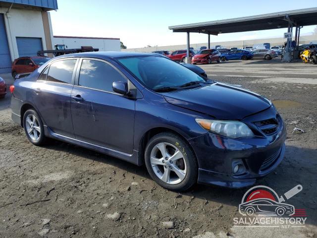 2T1BU4EE6DC002842 2013 TOYOTA COROLLA photo no. 4