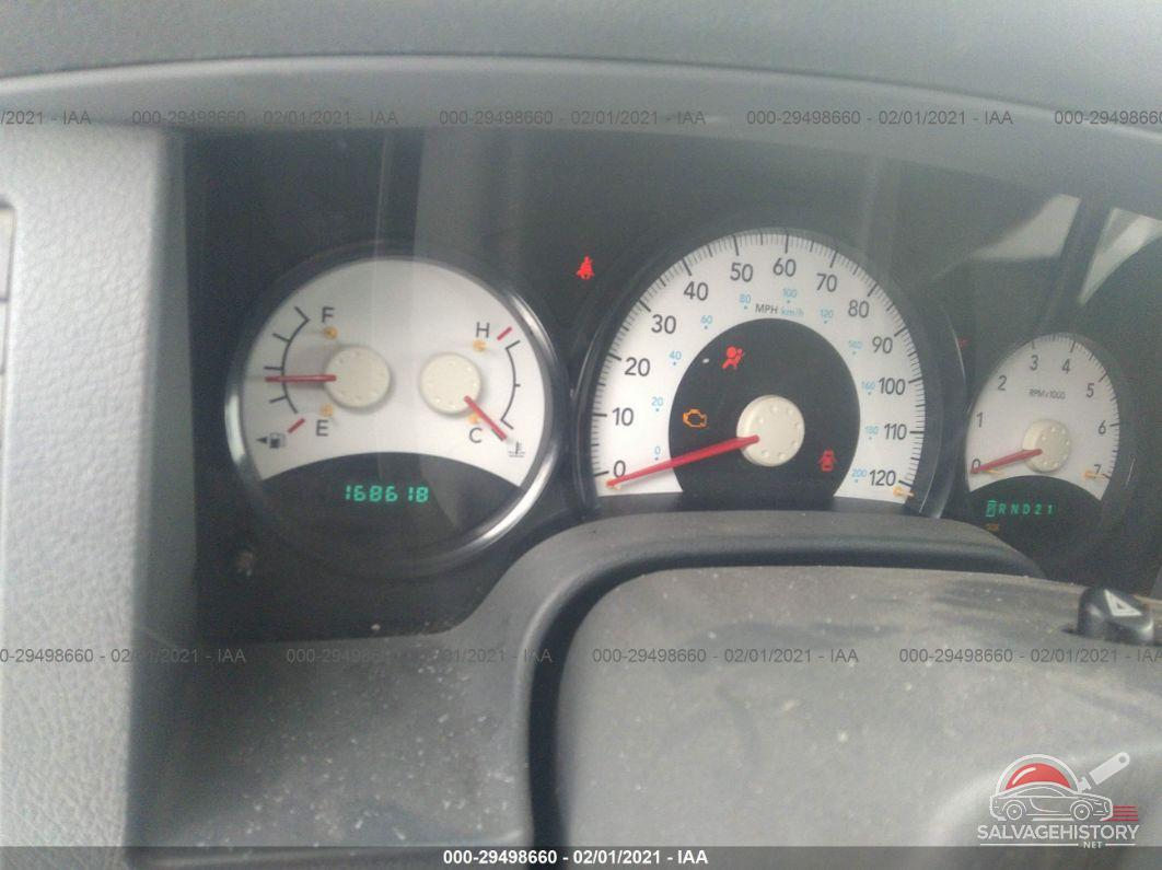 1D4HB38NX4F133613 2004 DODGE DURANGO photo no. 7