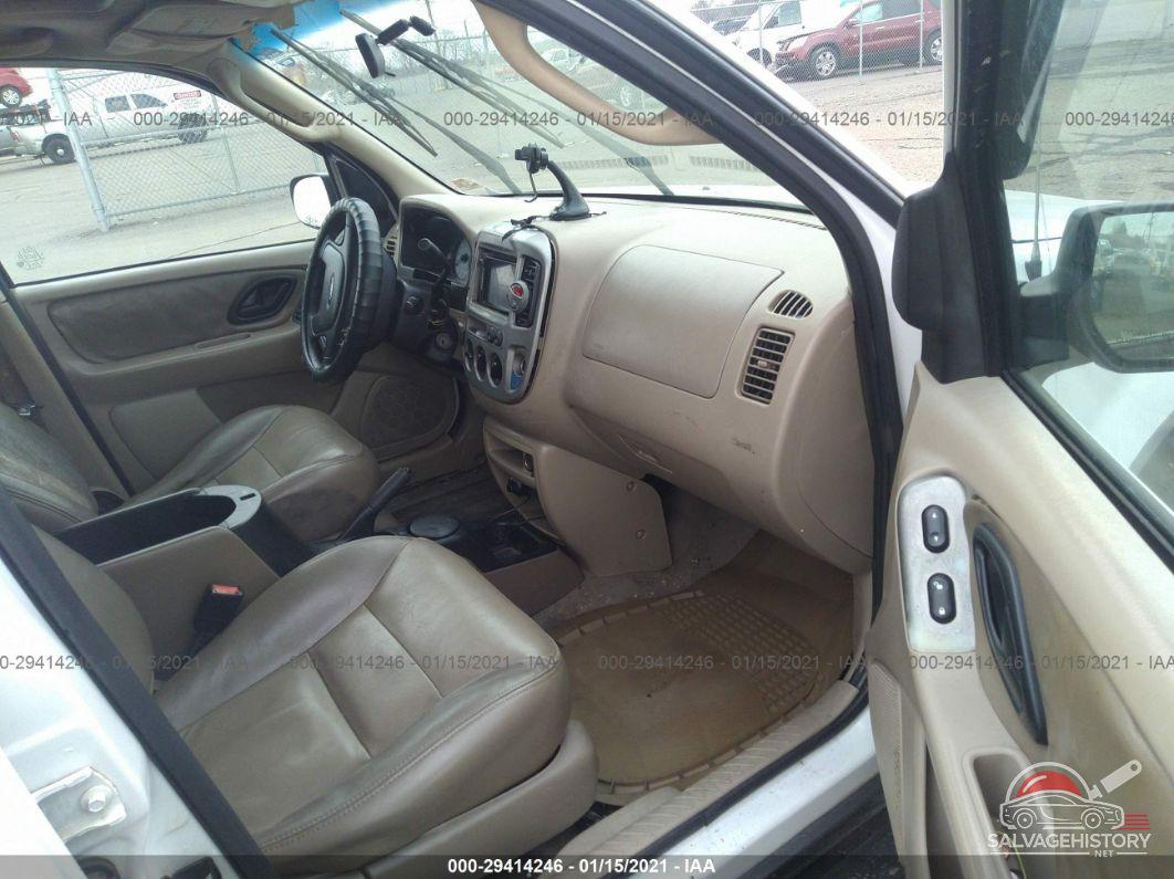 1FMCU93143KD20176 2003 FORD ESCAPE photo no. 5