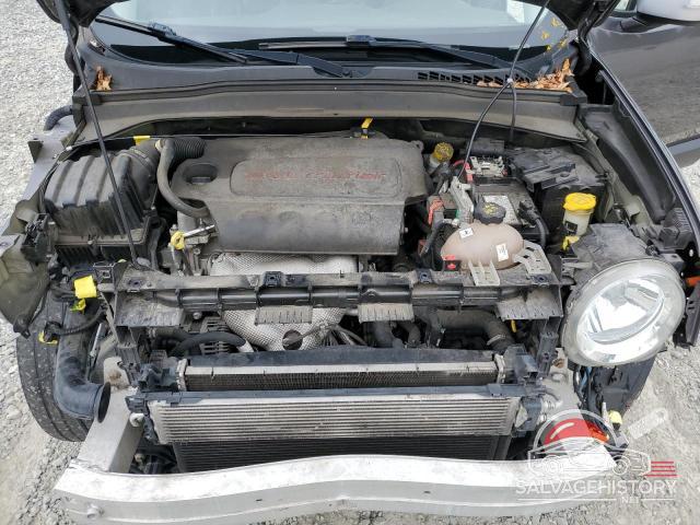 ZACCJBDB9HPE53606 2017 JEEP RENEGADE photo no. 12