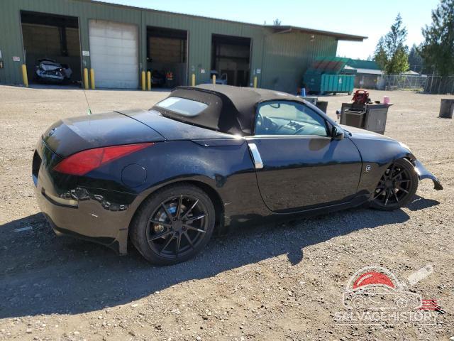 JN1AZ36A35M754850 2005 NISSAN 350Z photo no. 3