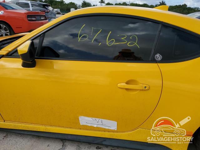 JF1ZNAA19F9706724 2015 TOYOTA SCION photo no. 12