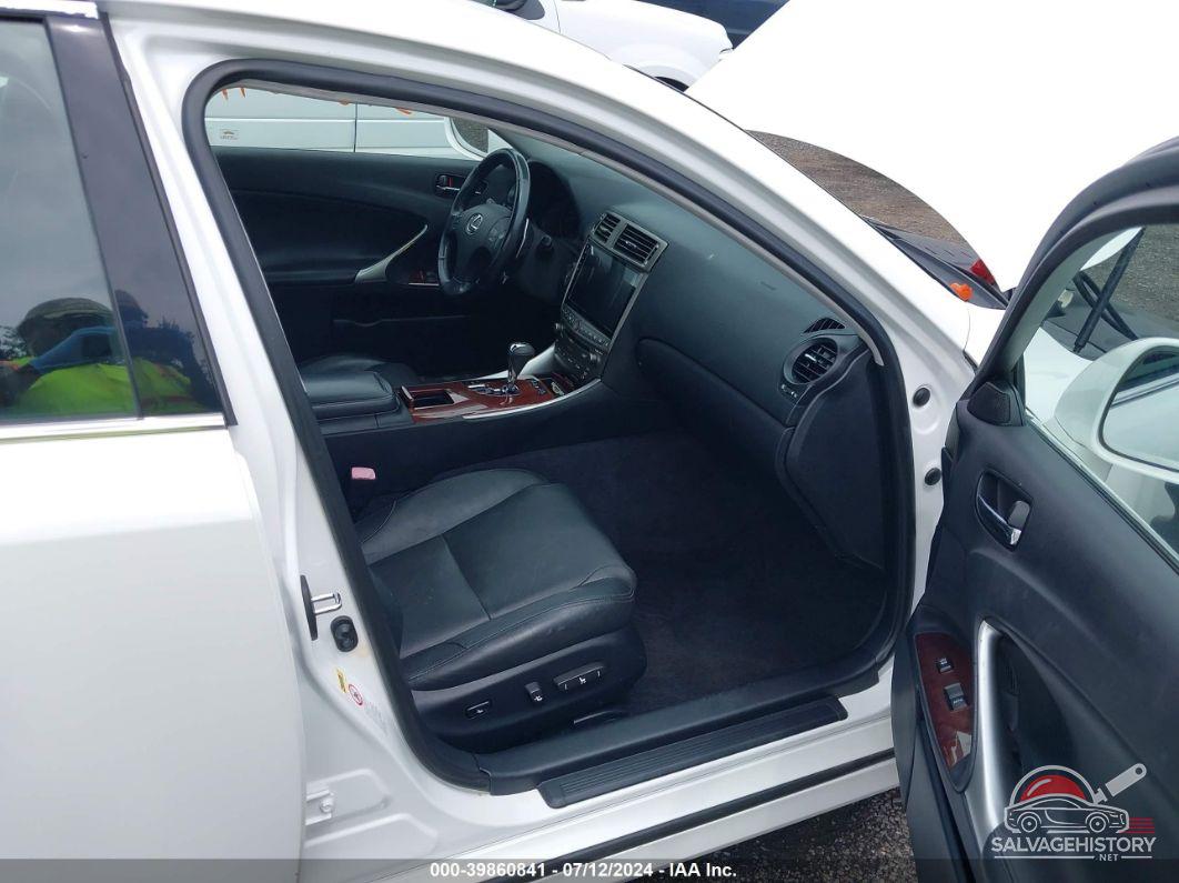 JTHCK262985020840 2008 LEXUS IS 250 photo no. 5