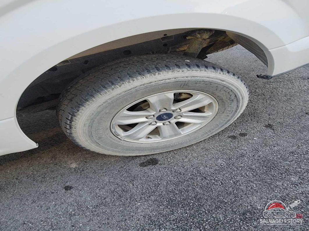 1FTEW1E55JKF17122 2018 FORD F150 photo no. 3