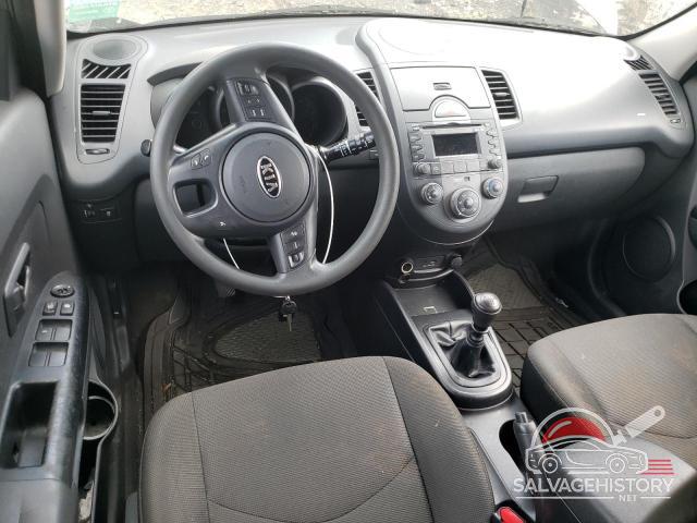 KNDJT2A2XA7064790 2010 KIA SOUL photo no. 8