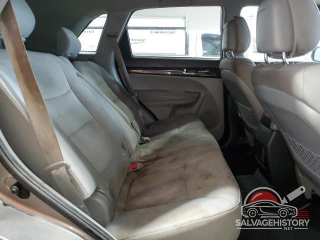 5XYKT3A14BG043231 2011 KIA SORENTO photo no. 11