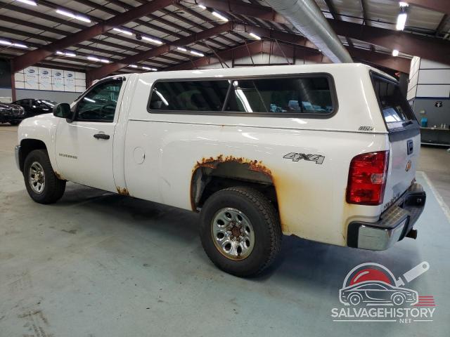 1GCNKPE01DZ224400 2013 CHEVROLET ALL Models photo no. 2