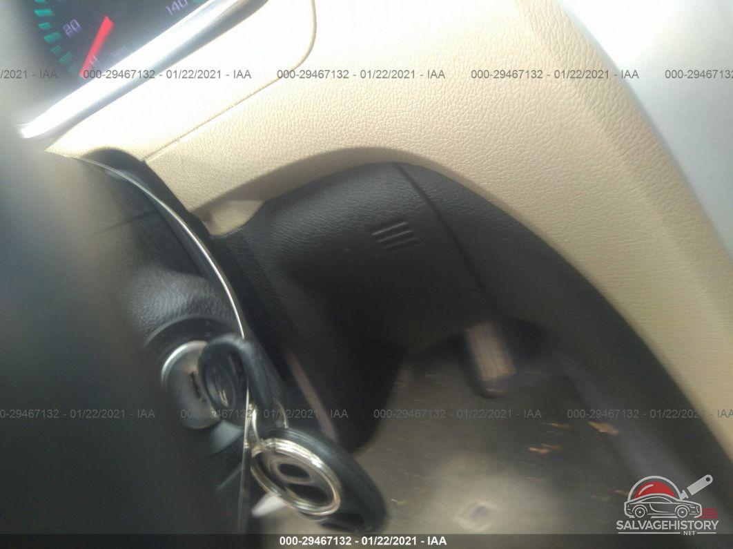 1GNKRLED9BJ208975 2011 CHEVROLET TRAVERSE photo no. 11