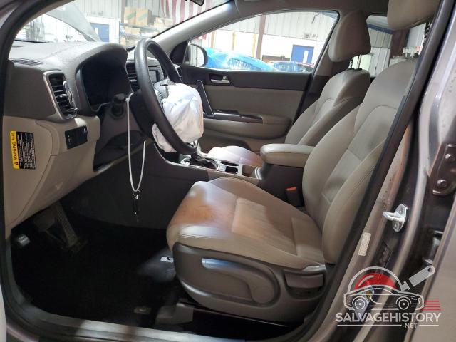 KNDPMCAC0H7112328 2017 KIA SPORTAGE photo no. 7