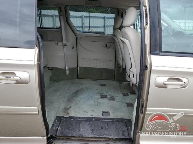2D4GP44L95R221795 2005 DODGE CARAVAN photo no. 11