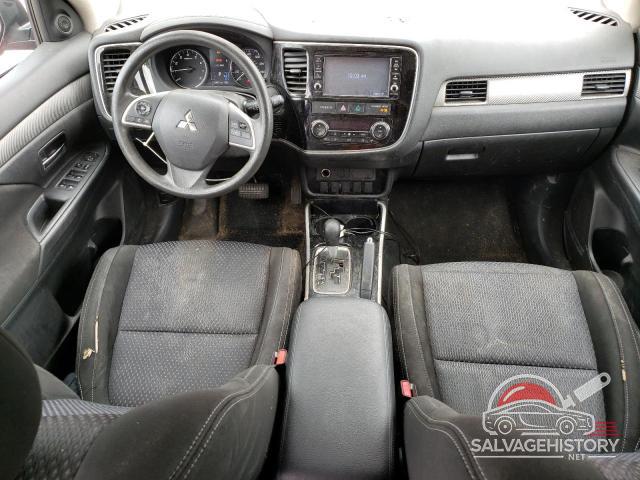 JA4AD2A39JZ062419 2018 MITSUBISHI OUTLANDER photo no. 8