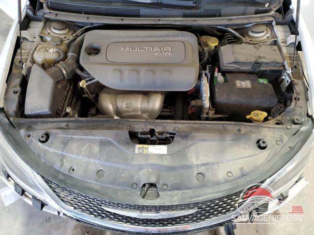 1C3CCCAB8GN161347 2016 CHRYSLER 200 photo no. 11