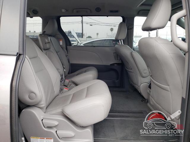 5TDYZ3DC0KS968890 2019 TOYOTA All Models photo no. 11