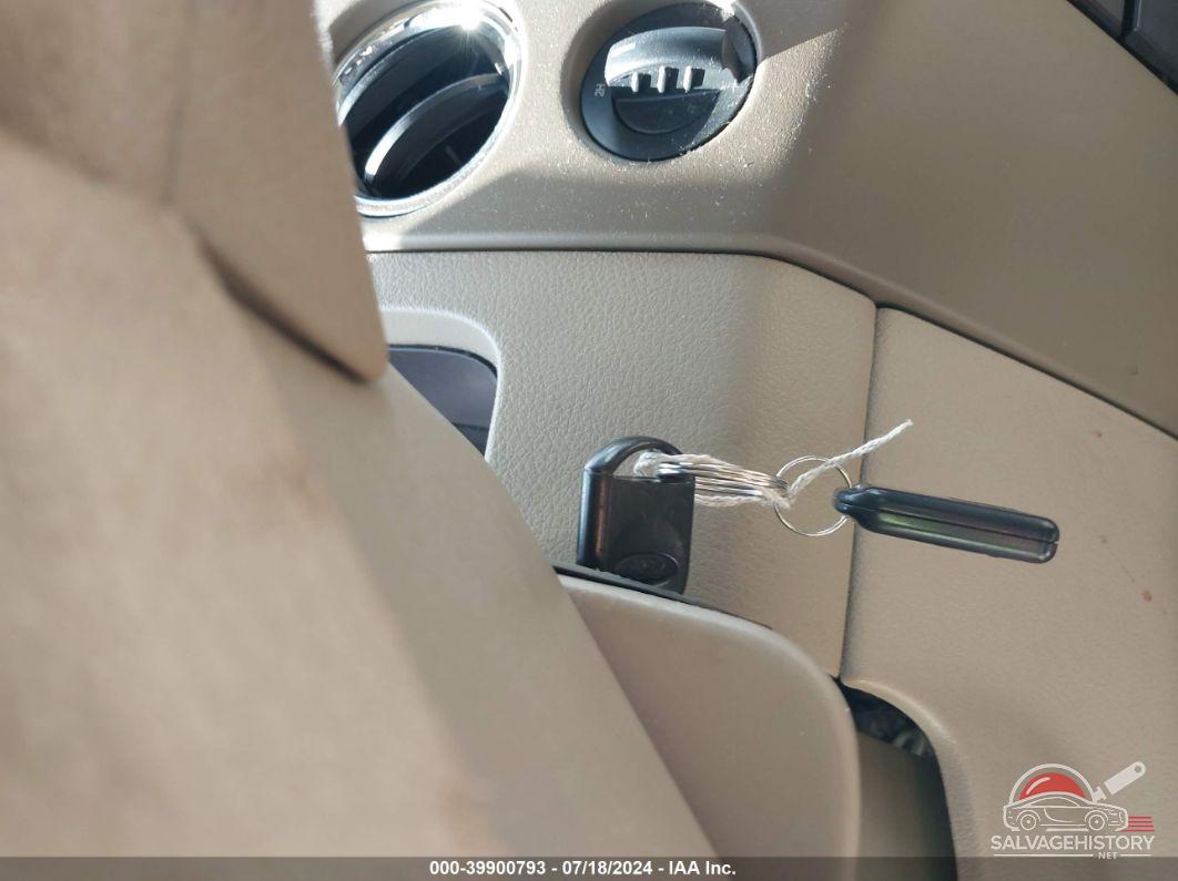 1FTPX14597FB19002 2007 FORD F-150 photo no. 11