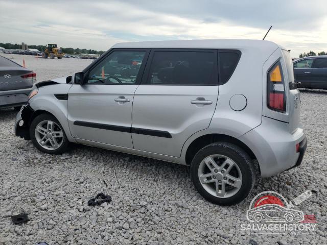 KNDJT2A25B7283366 2011 KIA SOUL photo no. 2
