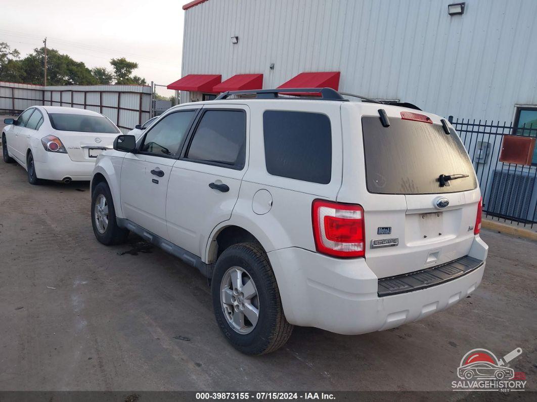 1FMCU0DG2AKB50671 2010 FORD ESCAPE photo no. 3