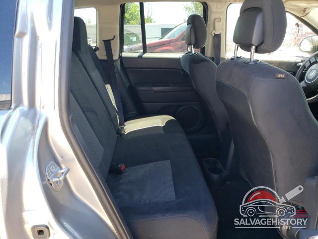 1C4NJDBB4HD104696 2017 JEEP COMPASS photo no. 10
