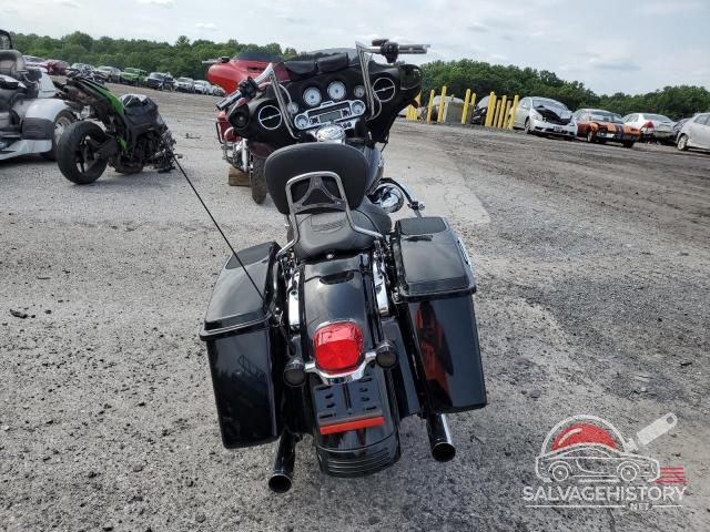 1HD1KB4109Y612306 2009 HARLEY-DAVIDSON FL photo no. 4