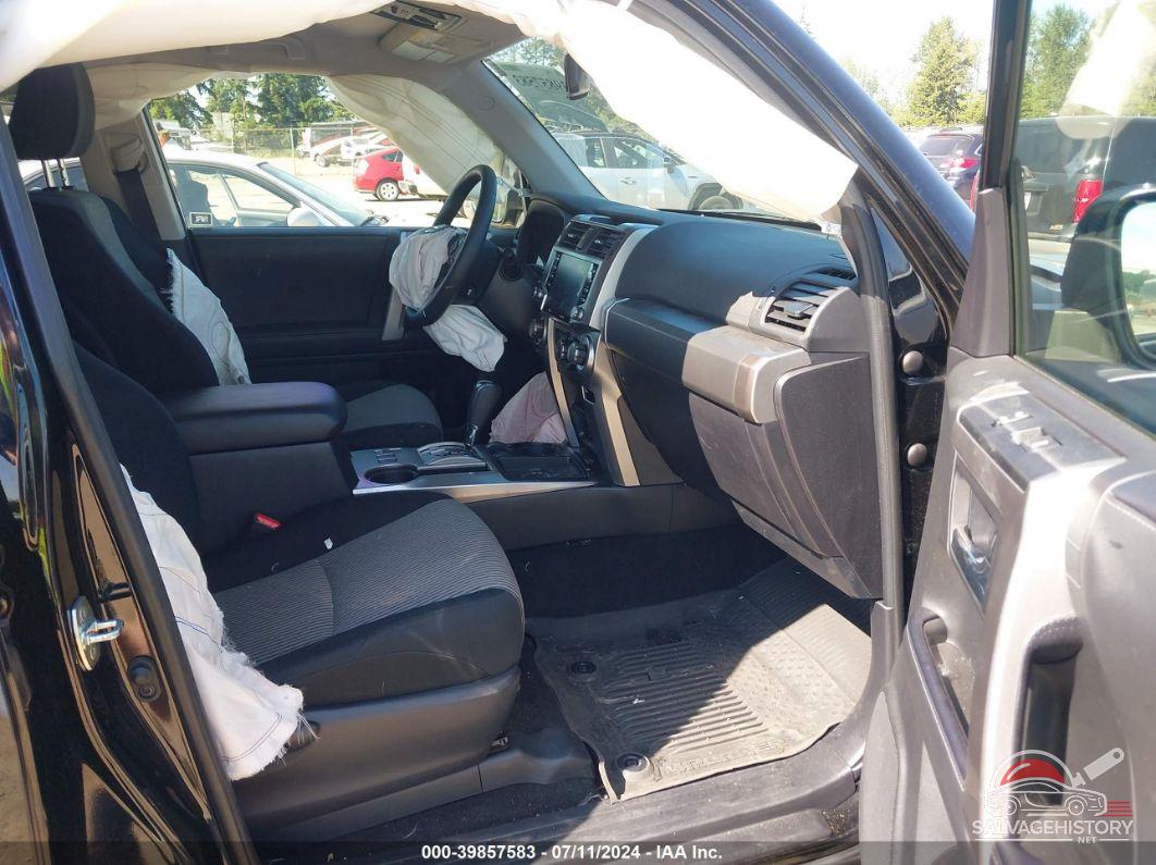 JTEEU5JR5P5304177 2023 TOYOTA 4RUNNER photo no. 5