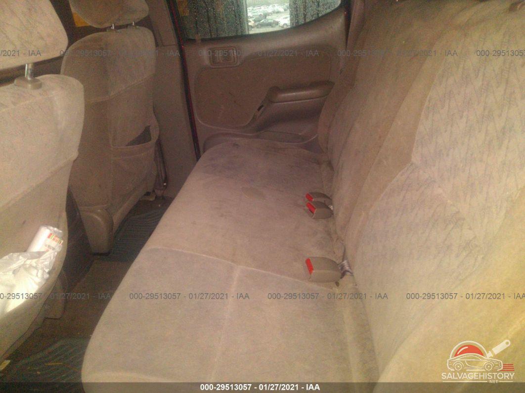 5TEGN92N01Z768592 2001 TOYOTA TACOMA photo no. 8