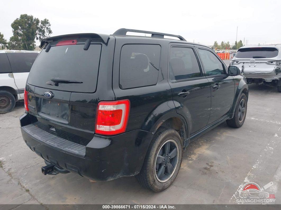 1FMCU9D70AKA85419 2010 FORD ESCAPE photo no. 4