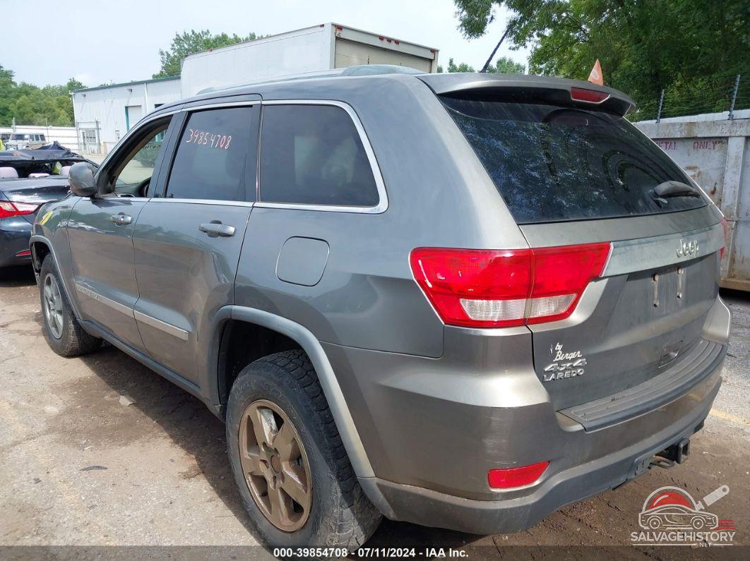 1C4RJFAG7CC139533 2012 JEEP GRAND CHEROKEE photo no. 3