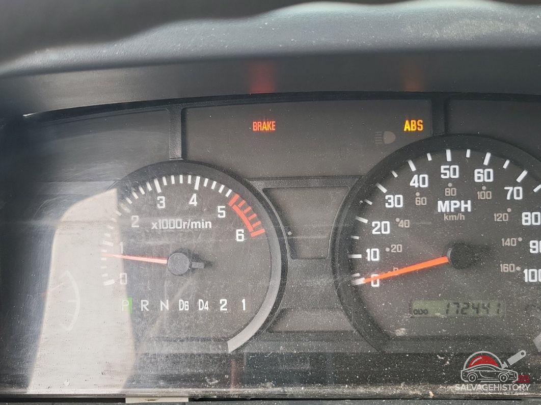 54DC4W1B5GS814062 2016 ISUZU NPR HD GAS REG photo no. 8