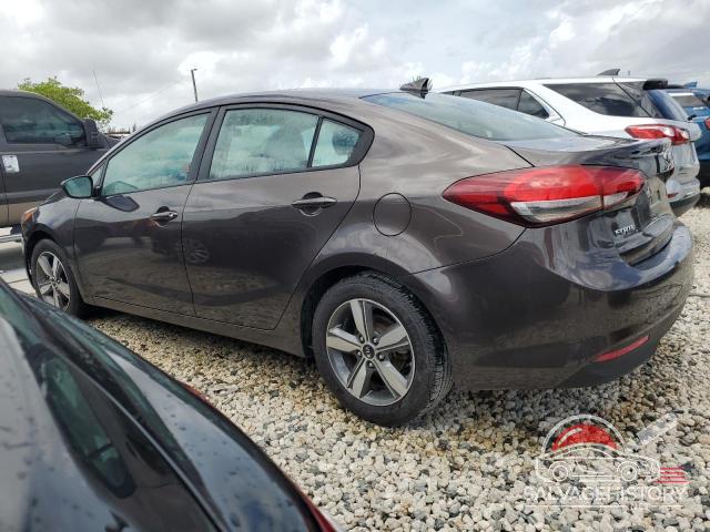 3KPFL4A72JE199047 2018 KIA FORTE photo no. 2
