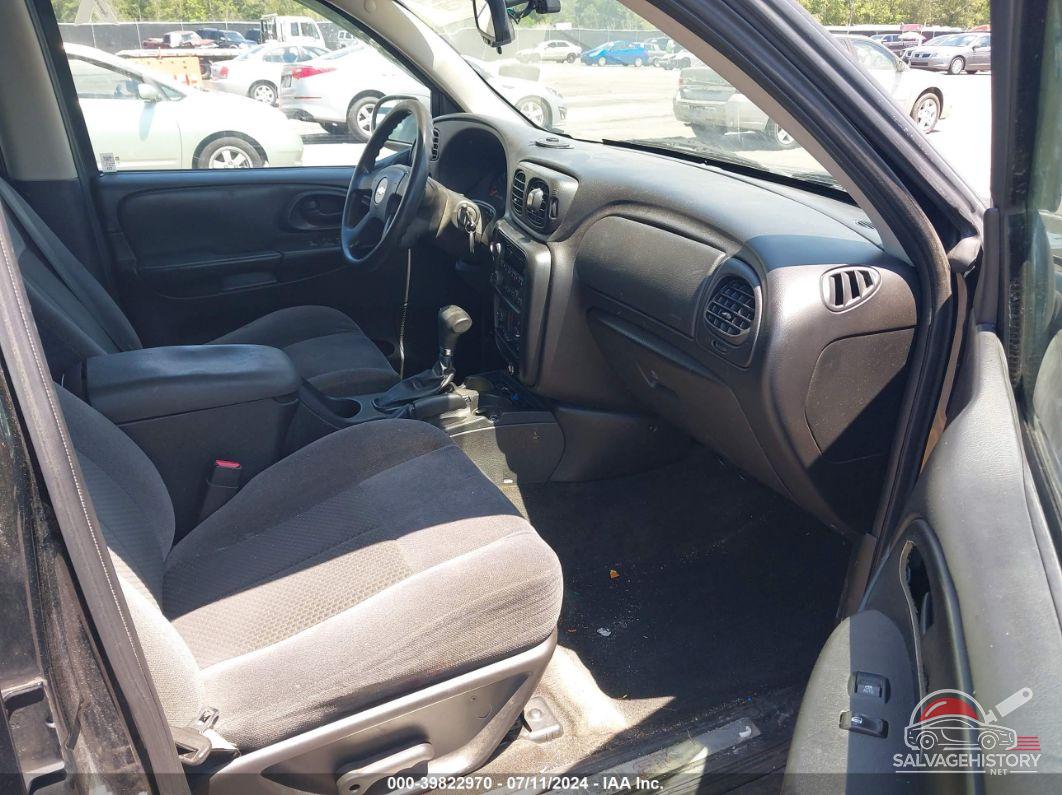 1GNDT13S682244366 2008 CHEVROLET TRAILBLAZER photo no. 5