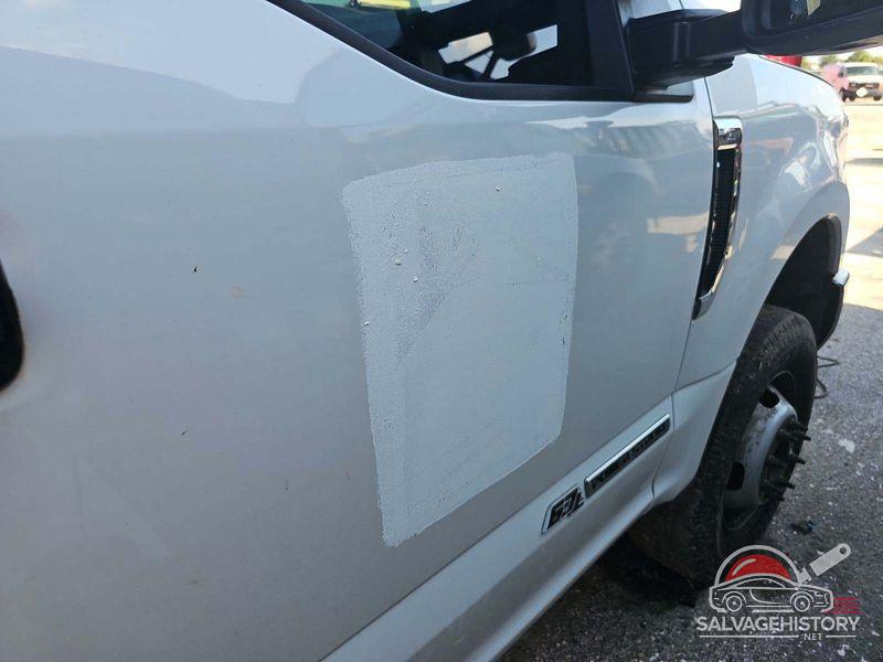 1FDRF3HT3HEB61815 2017 FORD F-350 CHASSIS photo no. 6