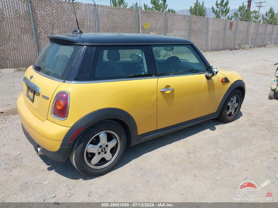 WMWMF33589TU75011 2009 MINI COOPER photo no. 4
