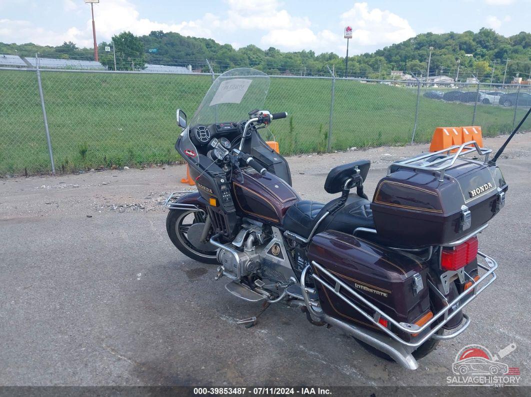 1HFSC021XBA113351 1981 HONDA GL1100 photo no. 3
