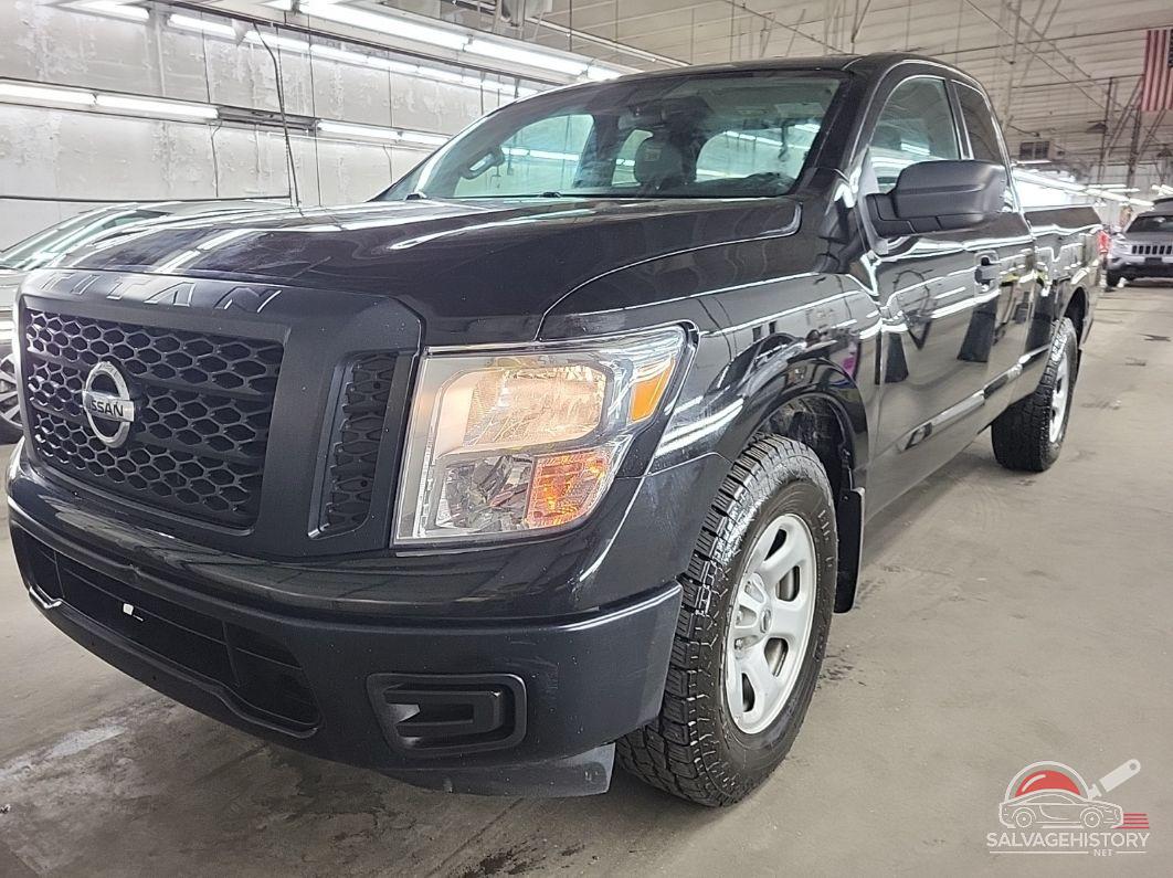 1N6AA1C86HN573103 2017 NISSAN TITAN photo no. 8