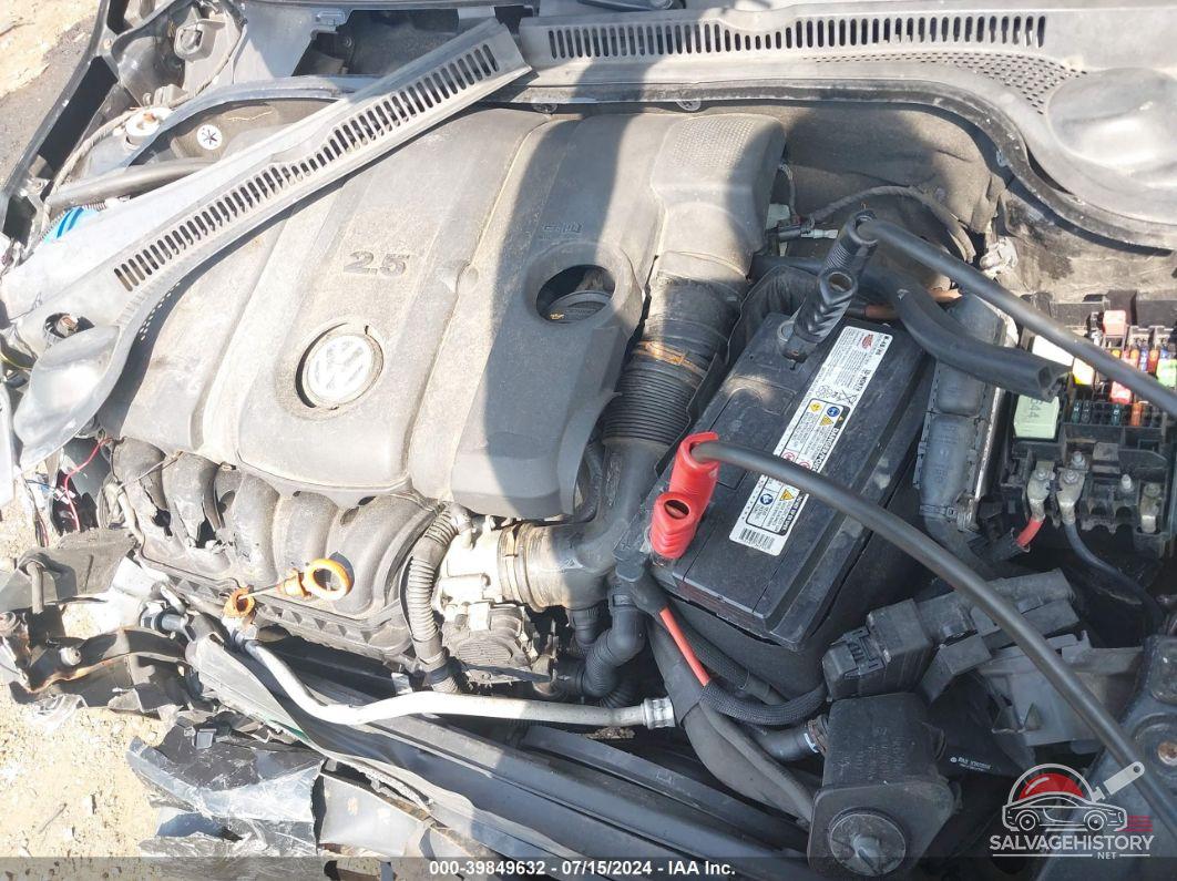 3VWDP7AJ6CM336649 2012 VOLKSWAGEN JETTA photo no. 10