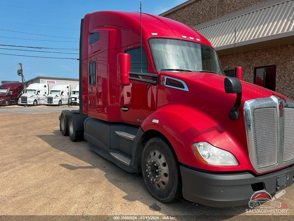 1XKYDP9X4HJ139087 2017 KENWORTH T680 photo no. 2