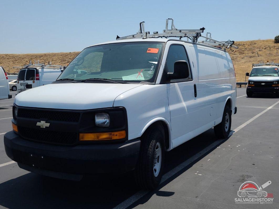 1GCWGFCBXF1153719 2015 CHEVROLET EXPRESS G2500 photo no. 4
