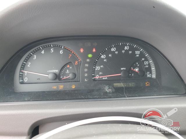 4T1BF30K82U019185 2002 TOYOTA CAMRY photo no. 9