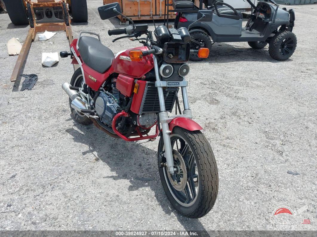 JH2RC2204EM004339 1984 HONDA VF700 photo no. 8