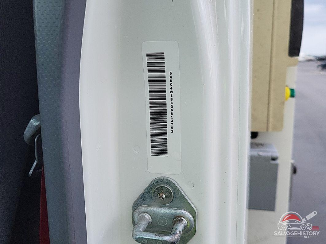 54DC4W1B3GS813752 2016 ISUZU NPR HD GAS REG photo no. 3