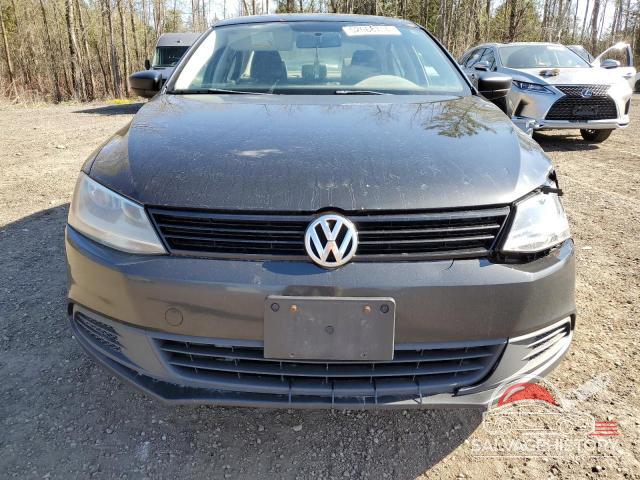 3VW1K7AJ8DM297601 2013 VOLKSWAGEN JETTA photo no. 5
