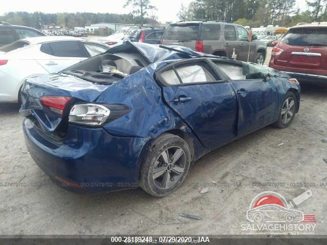 3KPFL4A76JE215797 2018 KIA FORTE photo no. 4